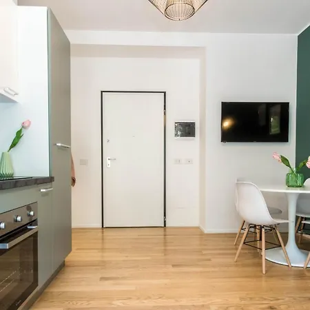 Joivy Delightful Flats Near Citylife District Apartment Milan