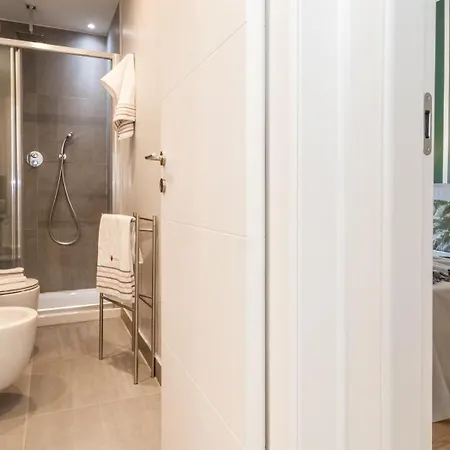 Apartment Joivy Delightful Flats Near Citylife District Milan