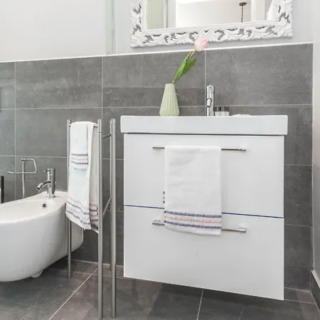 Apartment Joivy Delightful Flats Near Citylife District *